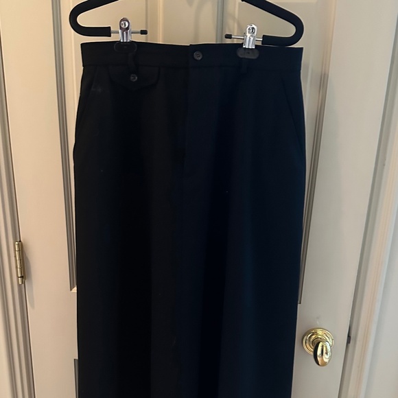 CLASSIC R. LAUREN BLACK GABARDINE WOOL SKIRT/EUC-SIZE 12 - Picture 3 of 11